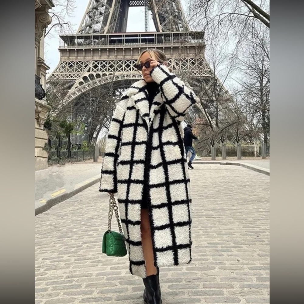 NEW!Oversized Gorgeous Grid Pattern Teddy Coat